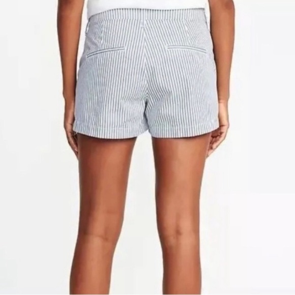 Old Navy | Blue and White Striped Seer Sucker Everyday Shorts Size 8 - Picture 7 of 7